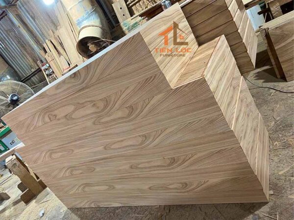 Tìm hiểu giường ngủ gỗ Hương Xám: Đặc điểm, ưu điểm và giá trị của gỗ Hương Xám 24 giường ngủ gỗ hương xám